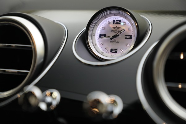 Used 2020 Bentley Bentayga V8 Design Series for sale $145,900 at Rolls-Royce Motor Cars Greenwich in Greenwich CT 06830 27