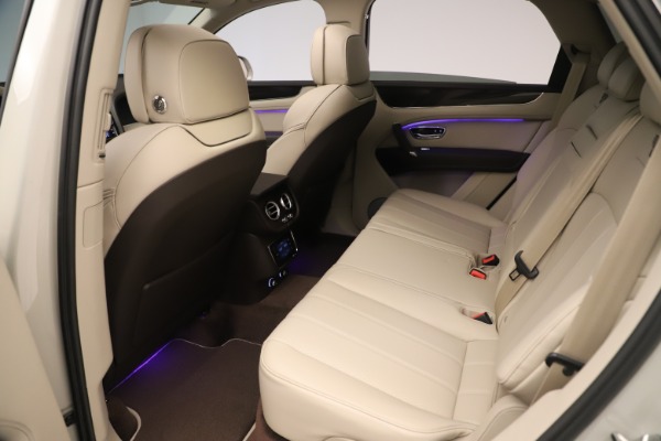 Used 2020 Bentley Bentayga V8 for sale $158,900 at Rolls-Royce Motor Cars Greenwich in Greenwich CT 06830 21