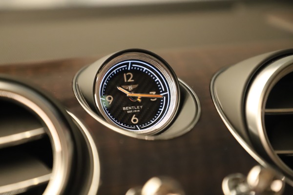 Used 2020 Bentley Bentayga V8 for sale $158,900 at Rolls-Royce Motor Cars Greenwich in Greenwich CT 06830 26