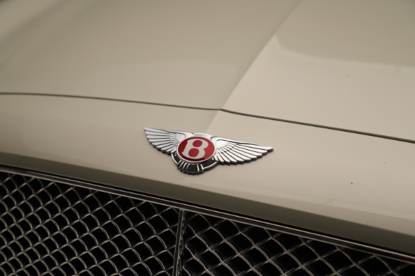 Used 2015 Bentley Flying Spur V8 for sale Sold at Rolls-Royce Motor Cars Greenwich in Greenwich CT 06830 13