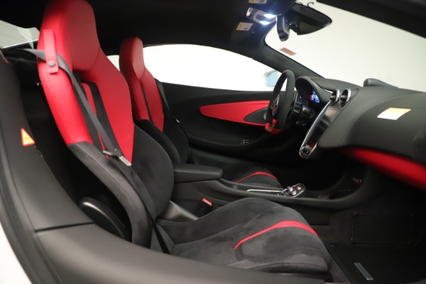 New 2020 McLaren 570S Coupe for sale Sold at Rolls-Royce Motor Cars Greenwich in Greenwich CT 06830 20
