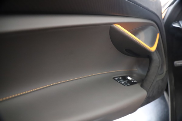 Used 2020 McLaren 720S Spider Performance for sale Sold at Rolls-Royce Motor Cars Greenwich in Greenwich CT 06830 27
