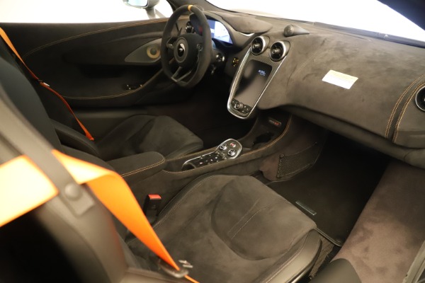 Used 2020 McLaren 600LT Spider for sale Sold at Rolls-Royce Motor Cars Greenwich in Greenwich CT 06830 25