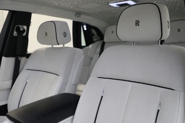 Used 2020 Rolls-Royce Phantom for sale $383,900 at Rolls-Royce Motor Cars Greenwich in Greenwich CT 06830 17