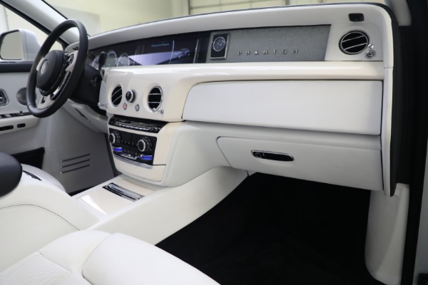 Used 2020 Rolls-Royce Phantom for sale $429,900 at Rolls-Royce Motor Cars Greenwich in Greenwich CT 06830 22