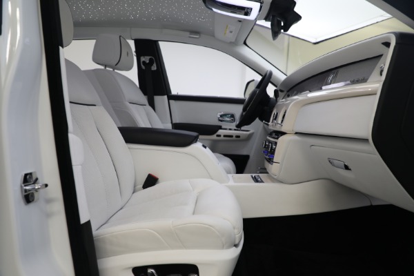 Used 2020 Rolls-Royce Phantom for sale $383,900 at Rolls-Royce Motor Cars Greenwich in Greenwich CT 06830 23