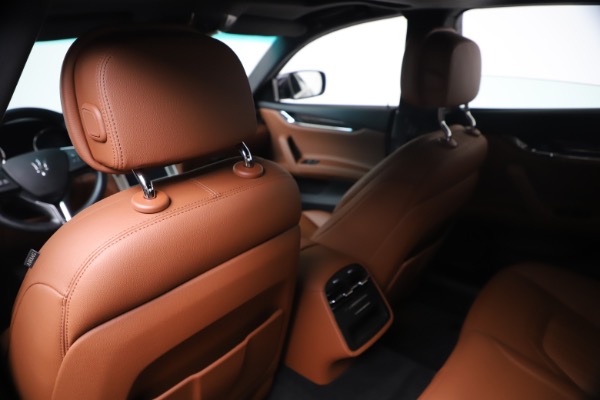 Used 2016 Maserati Quattroporte S Q4 for sale Sold at Rolls-Royce Motor Cars Greenwich in Greenwich CT 06830 20