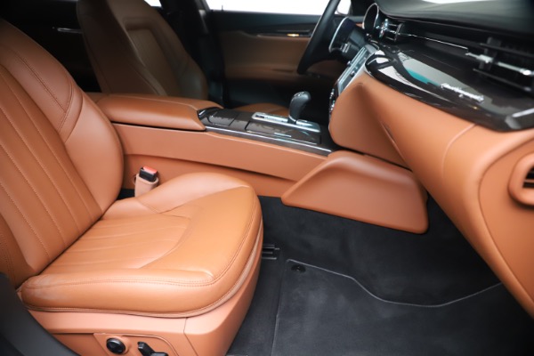 Used 2016 Maserati Quattroporte S Q4 for sale Sold at Rolls-Royce Motor Cars Greenwich in Greenwich CT 06830 24