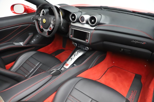 Used 2017 Ferrari California T for sale Sold at Rolls-Royce Motor Cars Greenwich in Greenwich CT 06830 23