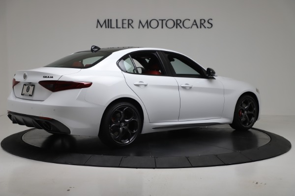 New 2019 Alfa Romeo Giulia Ti Sport Carbon Q4 for sale Sold at Rolls-Royce Motor Cars Greenwich in Greenwich CT 06830 8