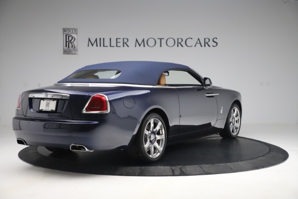 Used 2017 Rolls-Royce Dawn for sale Sold at Rolls-Royce Motor Cars Greenwich in Greenwich CT 06830 16