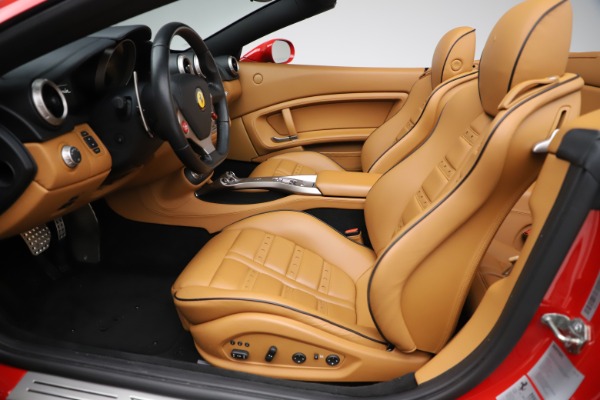Used 2013 Ferrari California 30 for sale Sold at Rolls-Royce Motor Cars Greenwich in Greenwich CT 06830 20