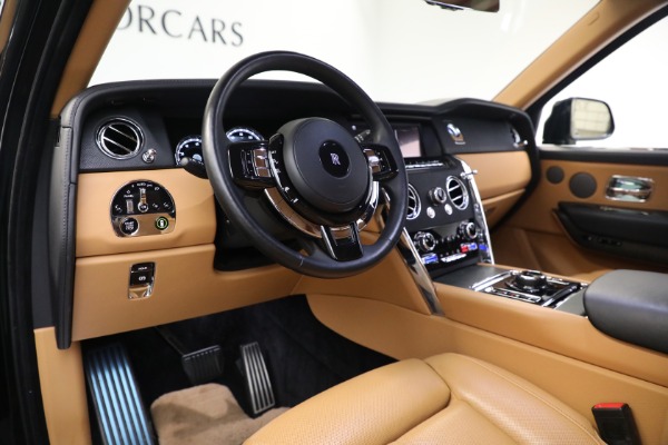 New 2020 Rolls-Royce Cullinan for sale $348,975 at Rolls-Royce Motor Cars Greenwich in Greenwich CT 06830 24