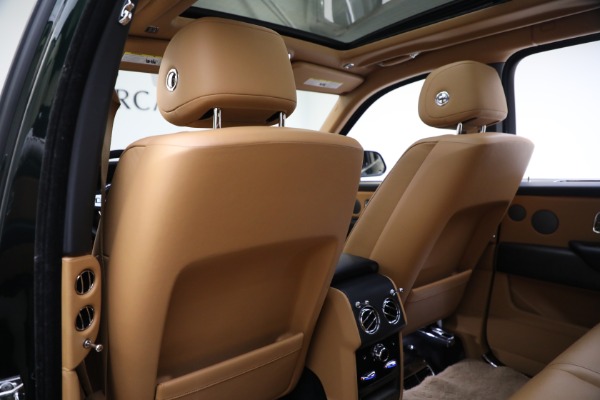 New 2020 Rolls-Royce Cullinan for sale $348,975 at Rolls-Royce Motor Cars Greenwich in Greenwich CT 06830 27