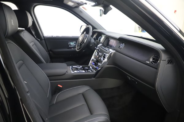 Used 2020 Rolls-Royce Cullinan for sale $247,900 at Rolls-Royce Motor Cars Greenwich in Greenwich CT 06830 11