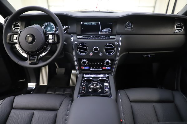 Used 2020 Rolls-Royce Cullinan for sale $247,900 at Rolls-Royce Motor Cars Greenwich in Greenwich CT 06830 14