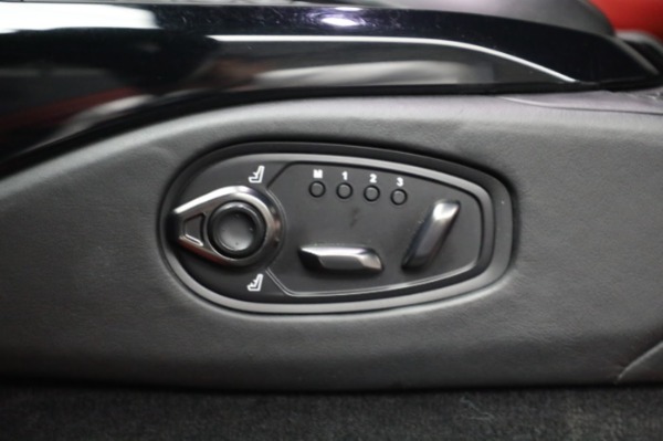 Used 2020 Aston Martin Vantage Coupe for sale $105,900 at Rolls-Royce Motor Cars Greenwich in Greenwich CT 06830 18