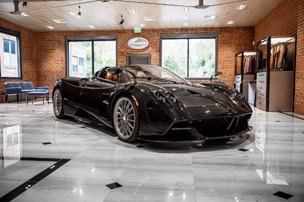 Used 2017 Pagani Huayra Roadster Roadster for sale Sold at Rolls-Royce Motor Cars Greenwich in Greenwich CT 06830 3