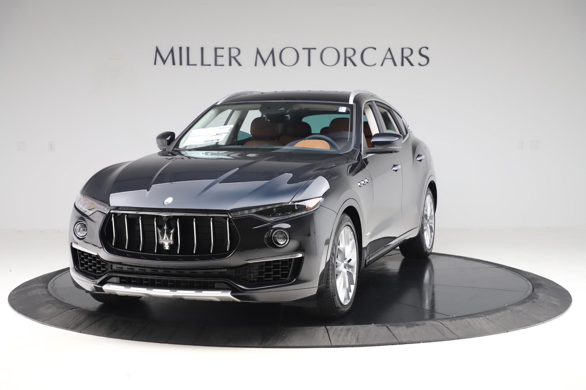 New 2019 Maserati Levante Q4 GranLusso for sale Sold at Rolls-Royce Motor Cars Greenwich in Greenwich CT 06830 1