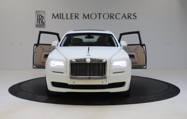 Used 2015 Rolls-Royce Ghost for sale Sold at Rolls-Royce Motor Cars Greenwich in Greenwich CT 06830 13