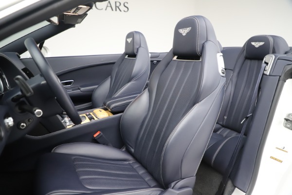 Used 2015 Bentley Continental GTC V8 for sale Sold at Rolls-Royce Motor Cars Greenwich in Greenwich CT 06830 27