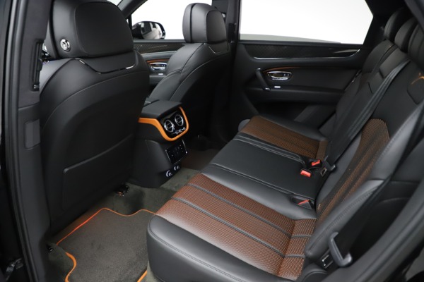 New 2020 Bentley Bentayga V8 Design Series for sale $216,860 at Rolls-Royce Motor Cars Greenwich in Greenwich CT 06830 22