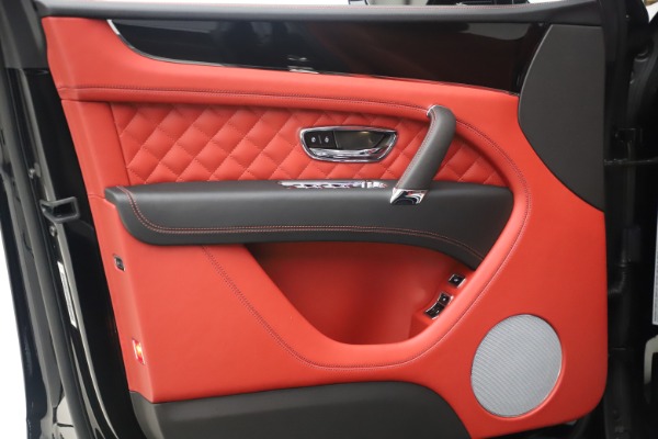 Used 2020 Bentley Bentayga V8 for sale $154,900 at Rolls-Royce Motor Cars Greenwich in Greenwich CT 06830 17