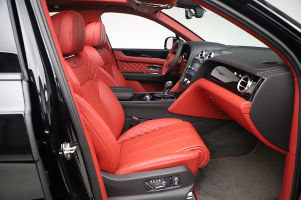 Used 2020 Bentley Bentayga V8 for sale $154,900 at Rolls-Royce Motor Cars Greenwich in Greenwich CT 06830 25