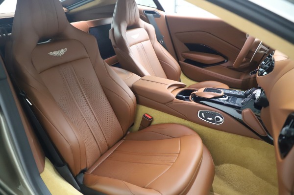 New 2020 Aston Martin Vantage Coupe for sale $180,450 at Rolls-Royce Motor Cars Greenwich in Greenwich CT 06830 20