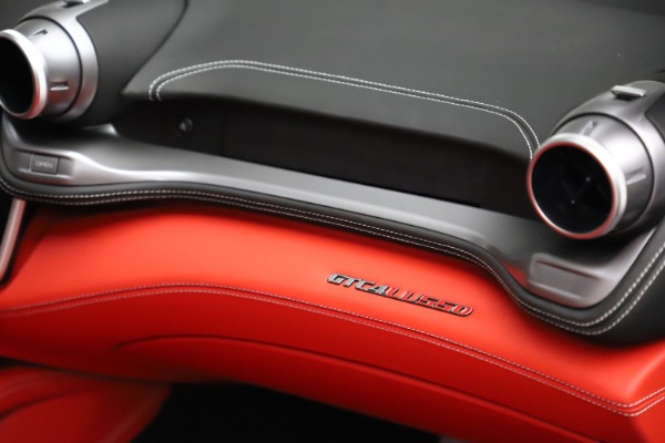 Used 2019 Ferrari GTC4Lusso for sale Sold at Rolls-Royce Motor Cars Greenwich in Greenwich CT 06830 23