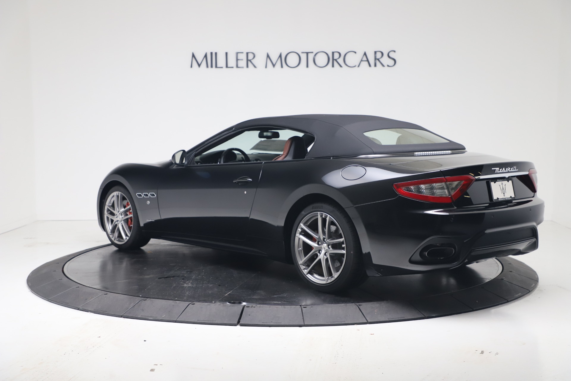 New 2019 Maserati GranTurismo Sport Convertible for sale Sold at Rolls-Royce Motor Cars Greenwich in Greenwich CT 06830 15