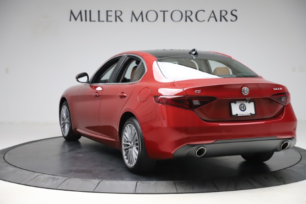 New 2019 Alfa Romeo Giulia Ti Lusso Q4 for sale Sold at Rolls-Royce Motor Cars Greenwich in Greenwich CT 06830 5