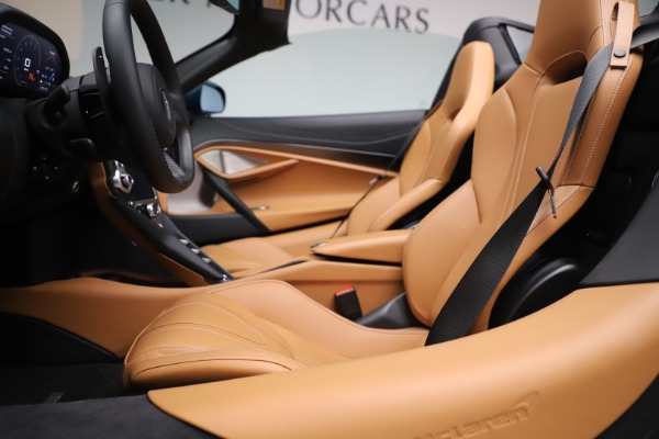 New 2020 McLaren 720S Spider Luxury for sale Sold at Rolls-Royce Motor Cars Greenwich in Greenwich CT 06830 26