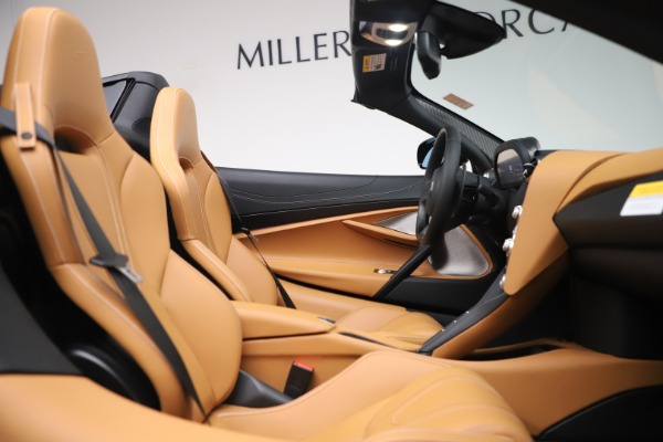 New 2020 McLaren 720S Spider Convertible for sale Sold at Rolls-Royce Motor Cars Greenwich in Greenwich CT 06830 27