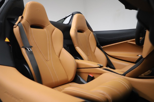 New 2020 McLaren 720S Spider Convertible for sale Sold at Rolls-Royce Motor Cars Greenwich in Greenwich CT 06830 28