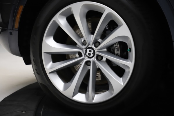 Used 2017 Bentley Bentayga W12 for sale $138,900 at Rolls-Royce Motor Cars Greenwich in Greenwich CT 06830 16