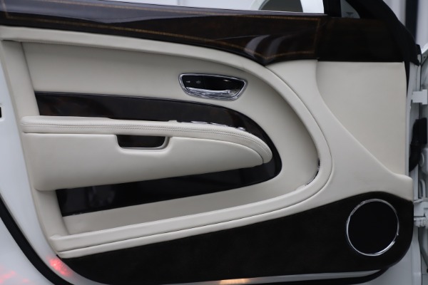 Used 2016 Bentley Mulsanne for sale Sold at Rolls-Royce Motor Cars Greenwich in Greenwich CT 06830 16