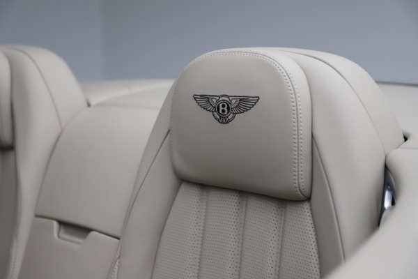 Used 2015 Bentley Continental GT V8 for sale Sold at Rolls-Royce Motor Cars Greenwich in Greenwich CT 06830 27