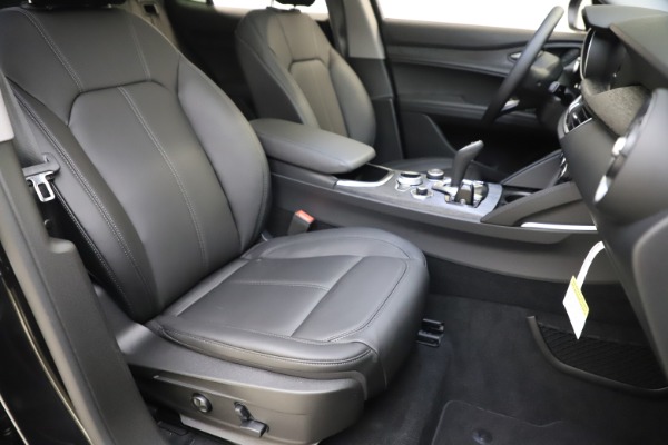 New 2020 Alfa Romeo Stelvio Q4 for sale Sold at Rolls-Royce Motor Cars Greenwich in Greenwich CT 06830 24
