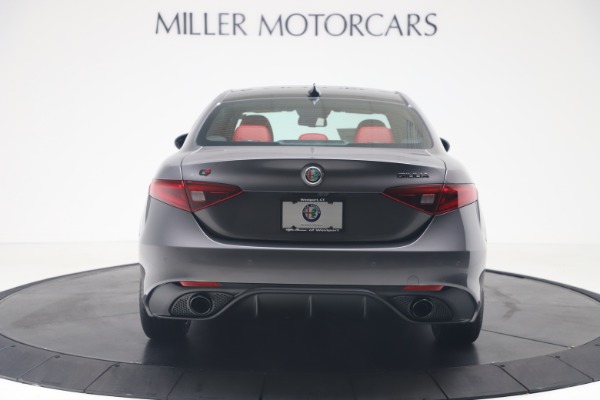 New 2020 Alfa Romeo Giulia Ti Sport Q4 for sale Sold at Rolls-Royce Motor Cars Greenwich in Greenwich CT 06830 6