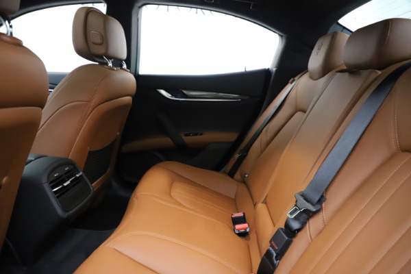 New 2020 Maserati Ghibli S Q4 for sale $63,244 at Rolls-Royce Motor Cars Greenwich in Greenwich CT 06830 19