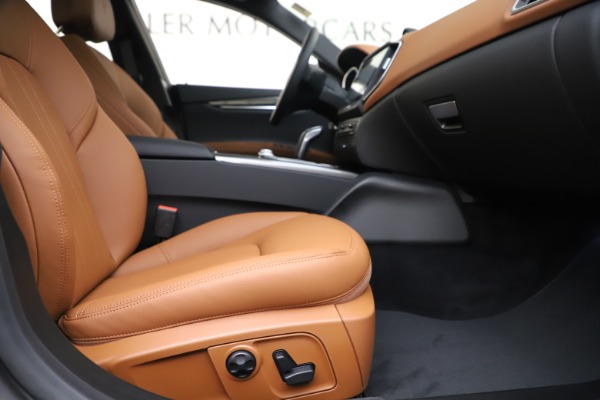 New 2020 Maserati Ghibli S Q4 for sale $63,244 at Rolls-Royce Motor Cars Greenwich in Greenwich CT 06830 23