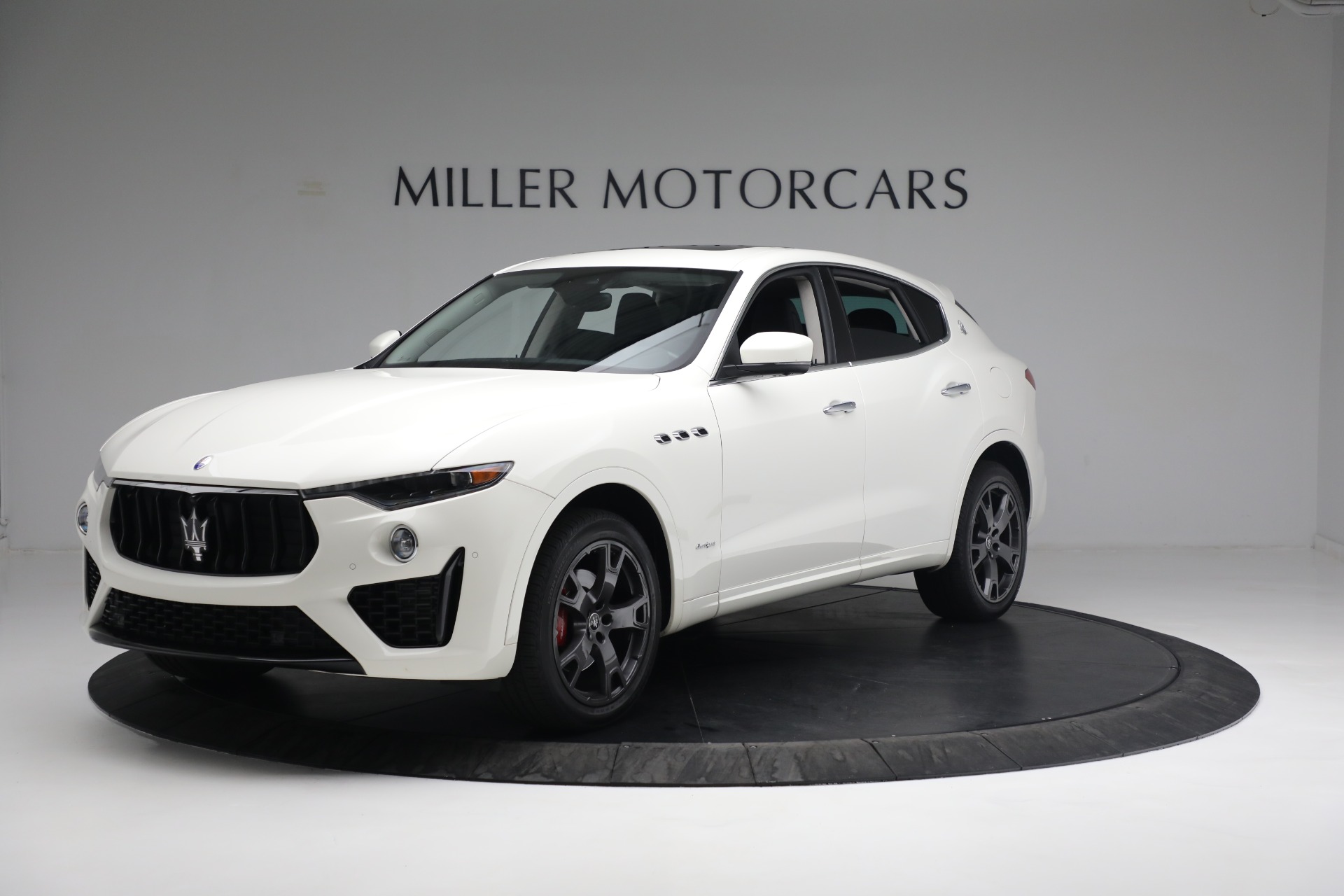 Used 2020 Maserati Levante Q4 GranSport for sale $64,900 at Rolls-Royce Motor Cars Greenwich in Greenwich CT 06830 1