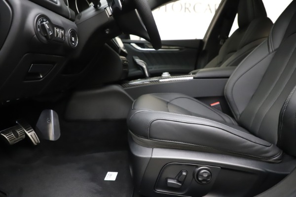 New 2020 Maserati Ghibli S Q4 GranSport for sale Sold at Rolls-Royce Motor Cars Greenwich in Greenwich CT 06830 14
