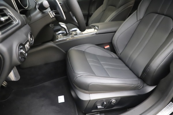New 2020 Maserati Ghibli S Q4 GranSport for sale Sold at Rolls-Royce Motor Cars Greenwich in Greenwich CT 06830 15