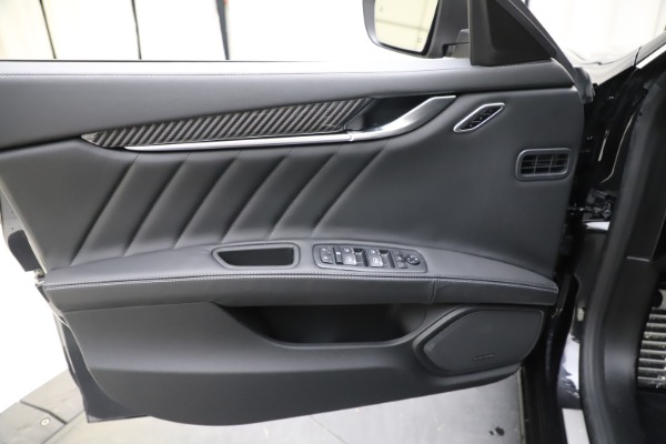 New 2020 Maserati Ghibli S Q4 GranSport for sale Sold at Rolls-Royce Motor Cars Greenwich in Greenwich CT 06830 17