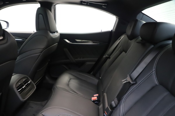 New 2020 Maserati Ghibli S Q4 GranSport for sale Sold at Rolls-Royce Motor Cars Greenwich in Greenwich CT 06830 19