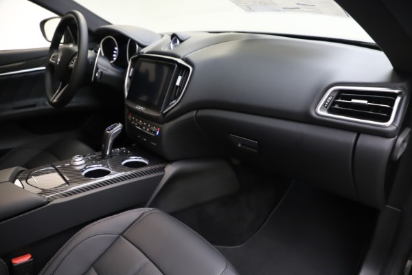 New 2020 Maserati Ghibli S Q4 GranSport for sale Sold at Rolls-Royce Motor Cars Greenwich in Greenwich CT 06830 22
