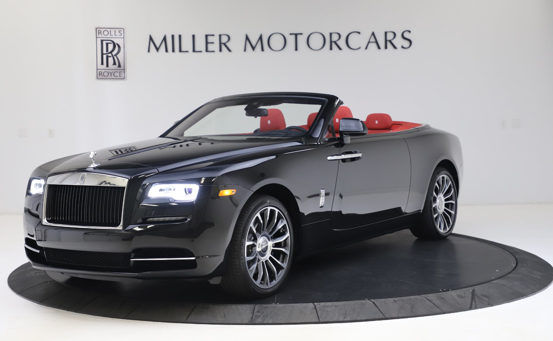 New 2020 Rolls-Royce Dawn for sale Sold at Rolls-Royce Motor Cars Greenwich in Greenwich CT 06830 1