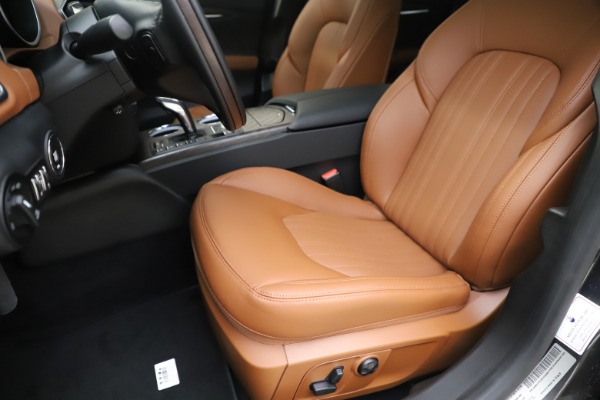 New 2019 Maserati Ghibli S Q4 GranLusso for sale Sold at Rolls-Royce Motor Cars Greenwich in Greenwich CT 06830 15